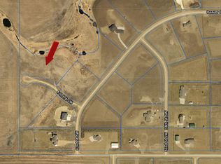 3900 Beaver Creek Ct, Minot, ND 58701