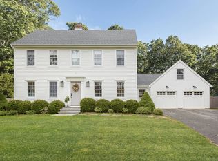 21 N Valley Rd, Sag Harbor, NY 11963