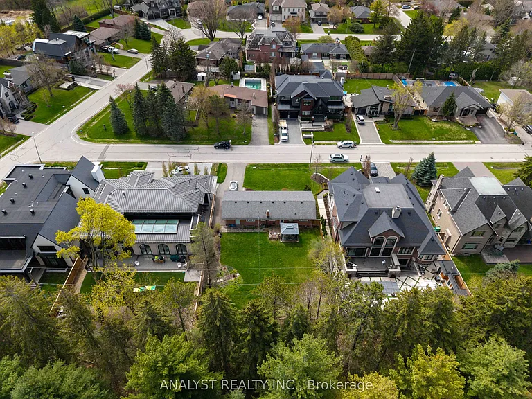 104 Cardish St — Photo 11