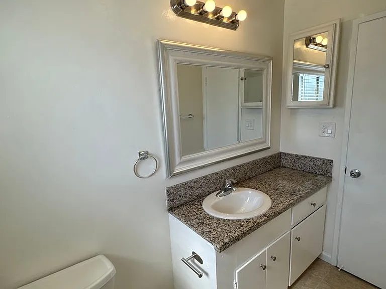 3104 E Colorado St — Photo 18