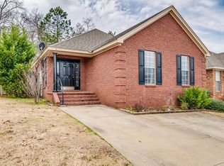 5 Ridgeview Dr, Millbrook, AL 36054