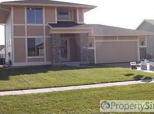 312 SW 35th St, Altoona, IA 50009