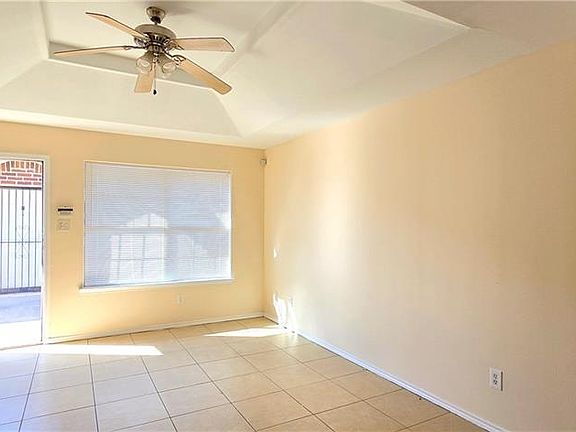 5th image of 1302 Prosperity Dr APT C