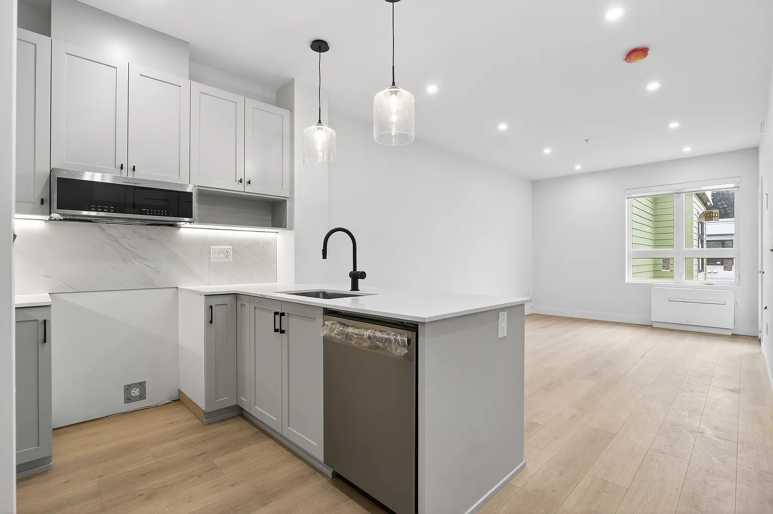 46185 Thomas Rd #506 photo 1