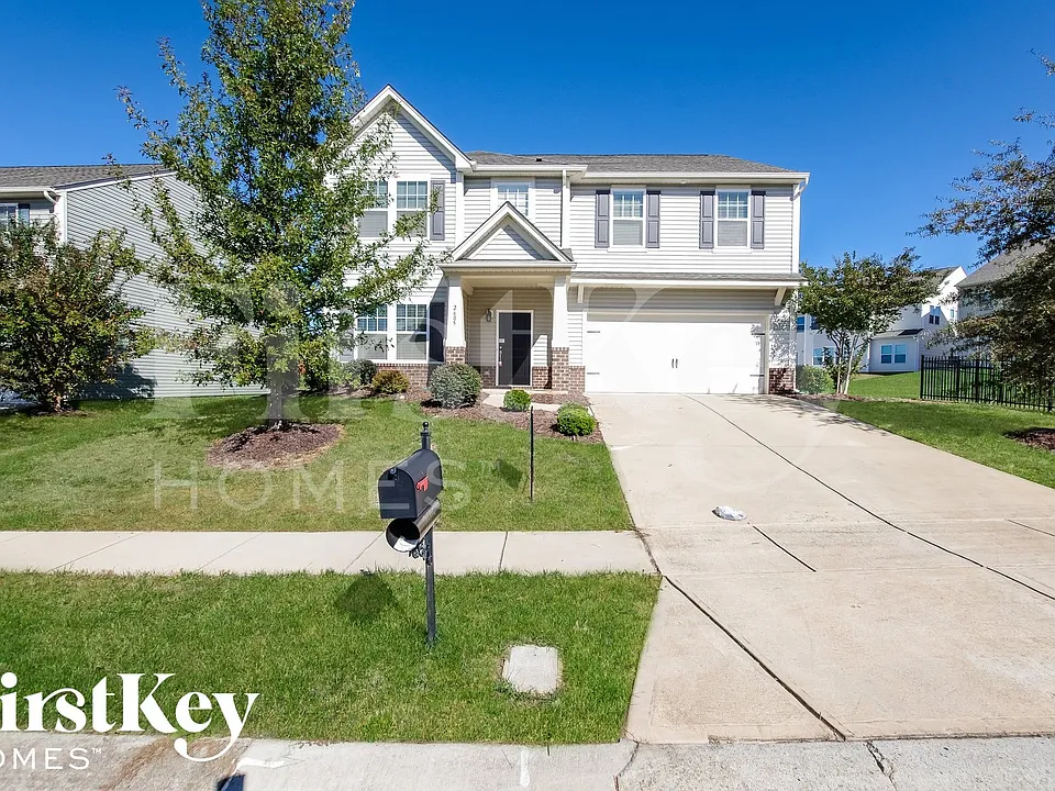2605 Impatien Dr