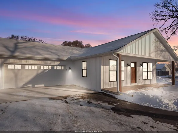 W5311 E Pioneer Rd, Fond Du Lac, WI 54935