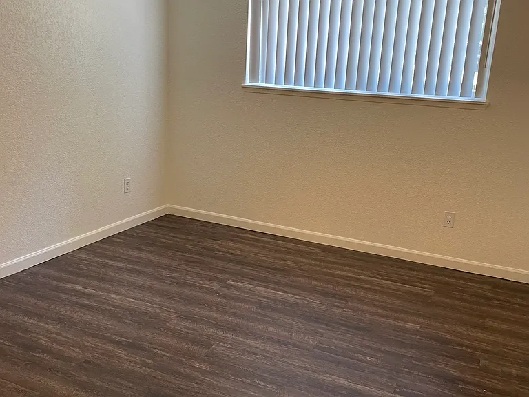 The Victorian — Photo 16