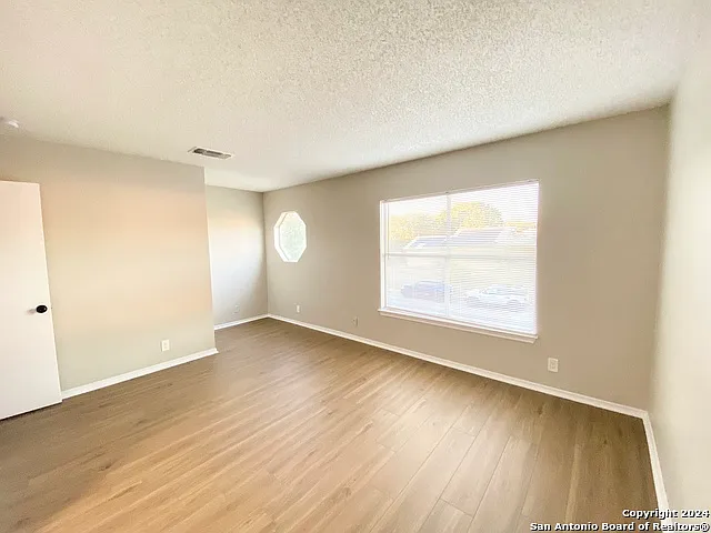 4203 Misty Springs Dr — Photo 5