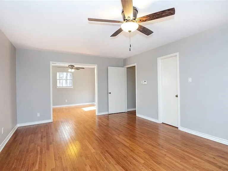 8323 Forest Ridge Rd — Photo 13