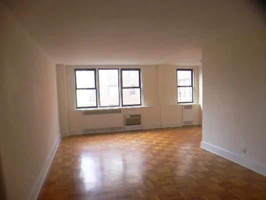 Rented by Citi Habitats | media 8