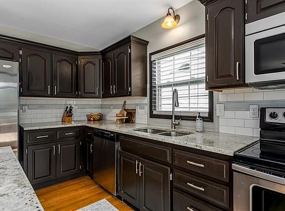 3rd image of 4814 Noreston St