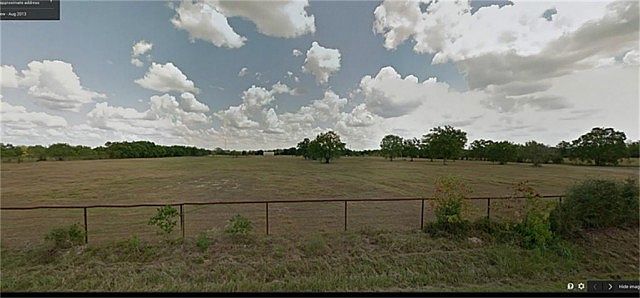 2nd image of 19720 Becker Rd