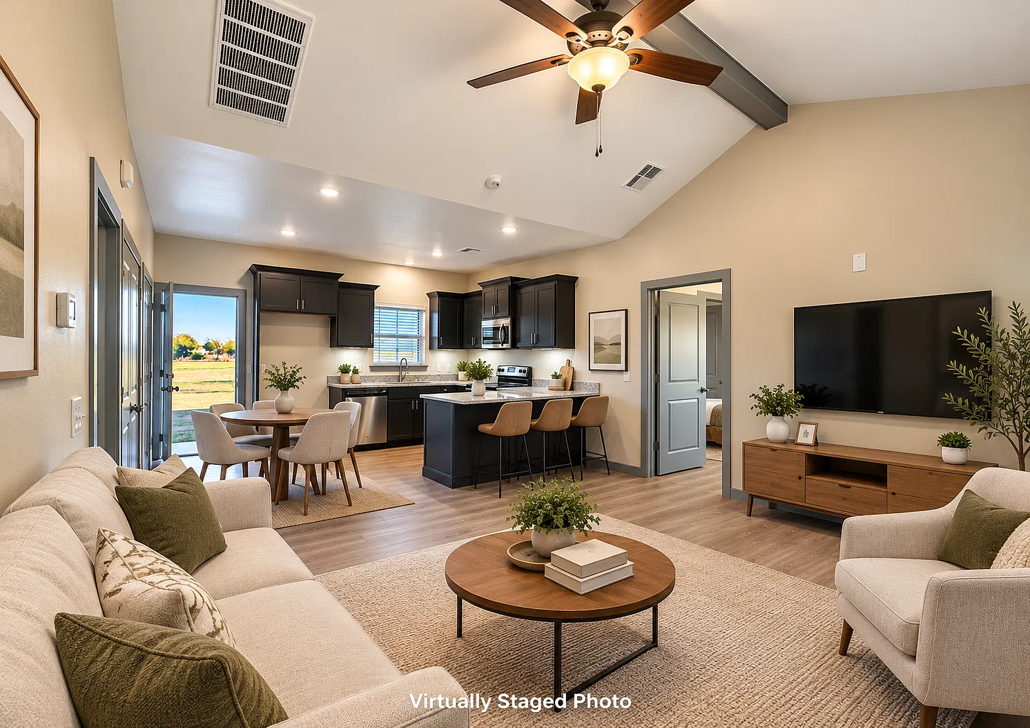 2 bed, 864 sqft, $1,195 — Photo 2