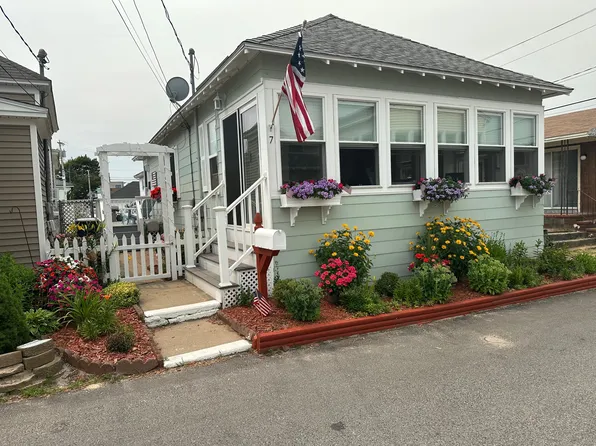 7 Roussin Street, Old Orchard Beach, ME 04064