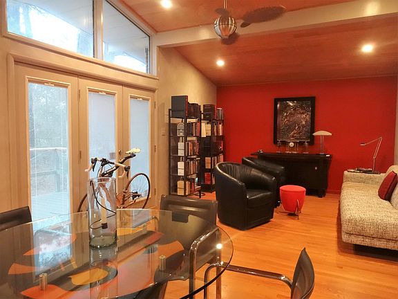 2nd image of 2112 Mannassas Ln
