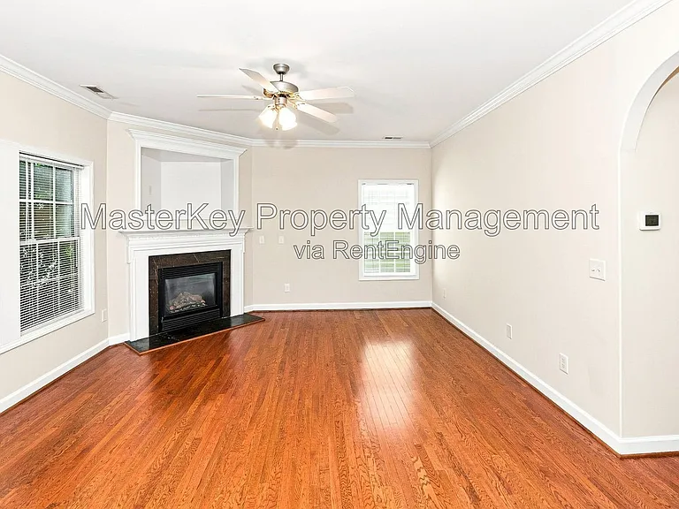 725 Keystone Park Dr — Photo 5