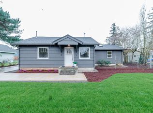 5812 SE Henderson St, Portland, OR 97206