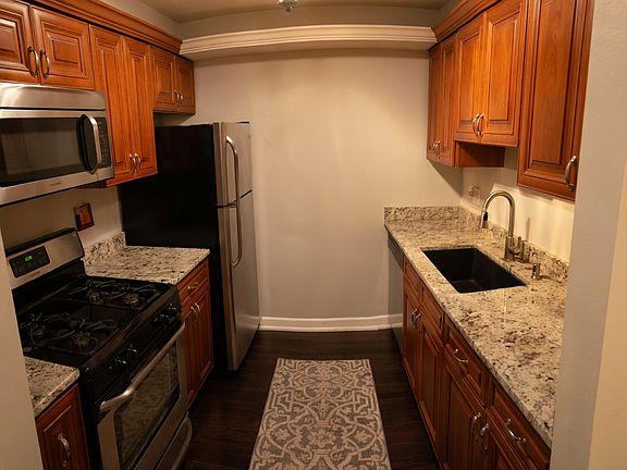 5th image of 204 E Bailey Rd APT D
