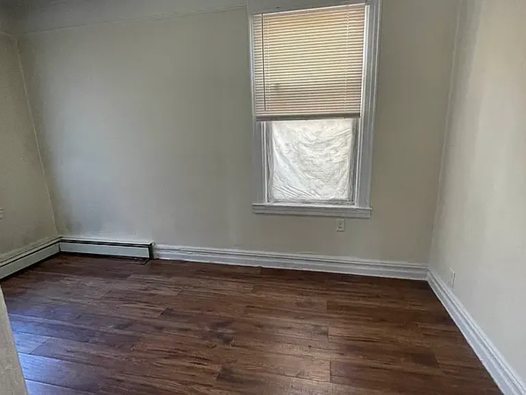 3042 Brighton First Pl #1 — Photo 2