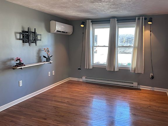 5th image of 7 Myers St