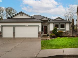 1830 E Bartlett Ct, La Center, WA 98629