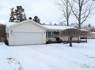 685 Horn St, Pinconning, MI 48650