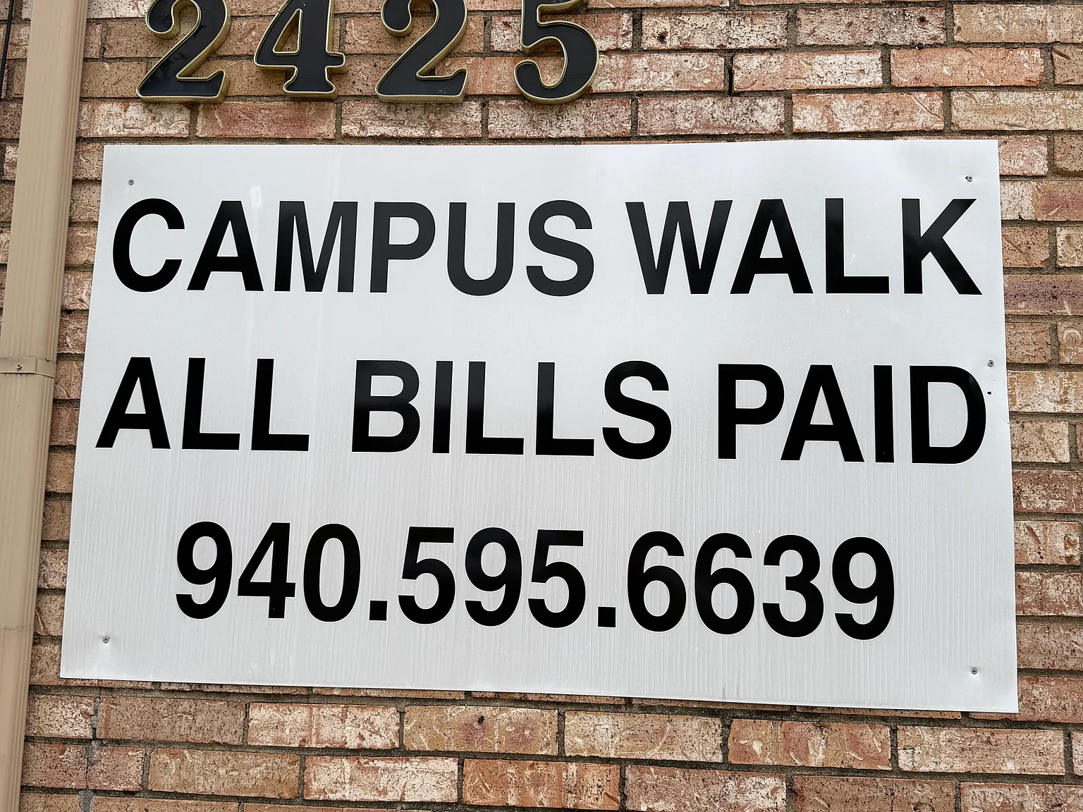 Campus Walk Apartments — Photo 1