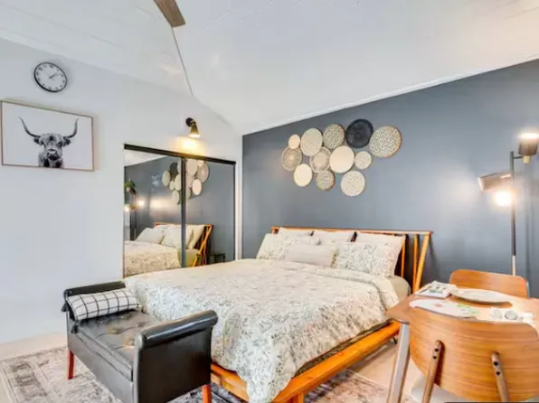 4722 Greenbush Ave, Sherman Oaks, CA 91423