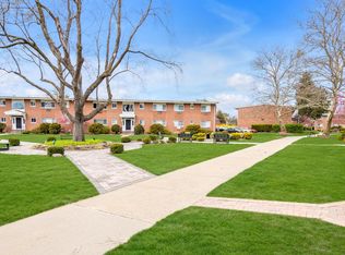 (Undisclosed Address), Pt Washington, NY 11050