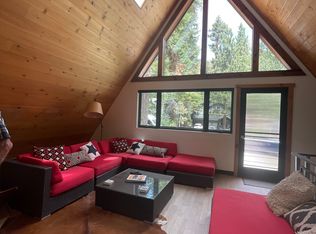26 Vacation Pl, Mammoth Lakes, CA 93546
