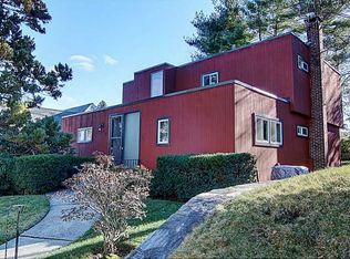 39 Emeline St, Providence, RI 02906