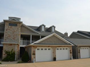 3068 Whispering Shores Dr, Vermilion, OH 44089