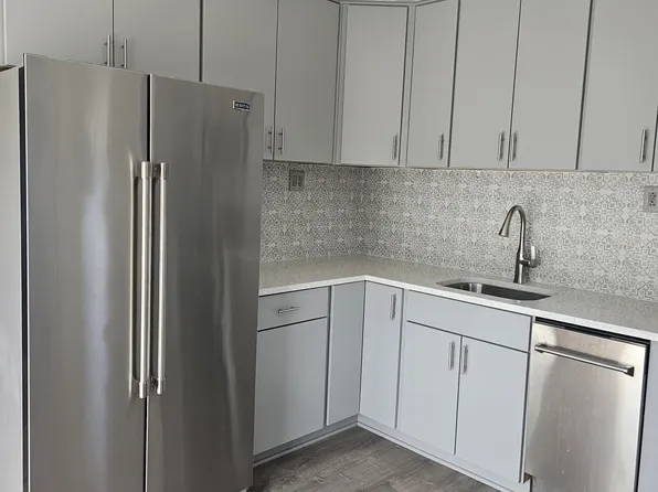 3345 Capitol St APT 1, Skokie, IL 60076