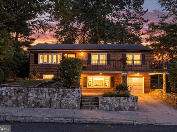 415 Parker Ave, Philadelphia, PA 19128
