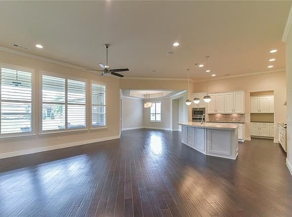 2nd image of 9805 Lindenwood Trl