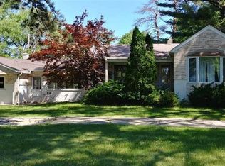2163 Cromie Dr, Warren, MI