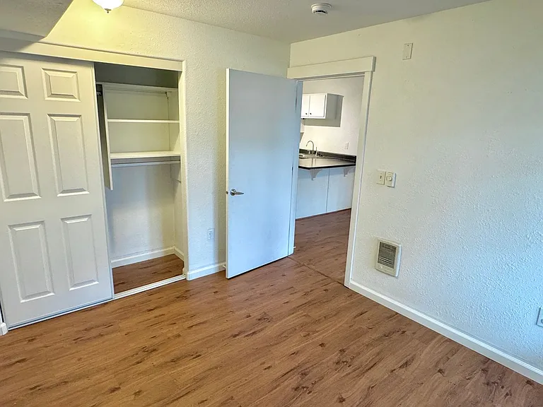 9837 NE Irving St #301 — Photo 11