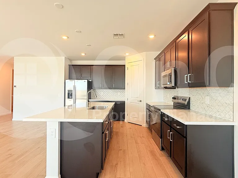 34007 N Germander Dr — Photo 2