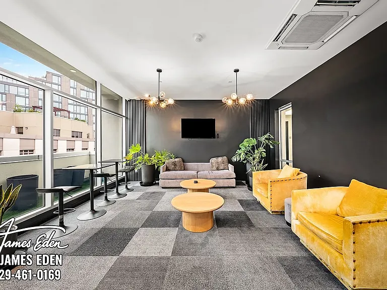 462 Keap St #5H — Photo 10