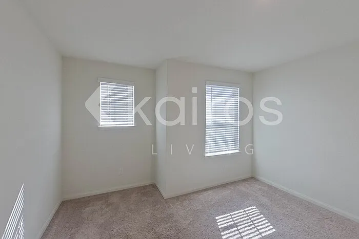 8414 Liberty Sky Rd — Photo 10