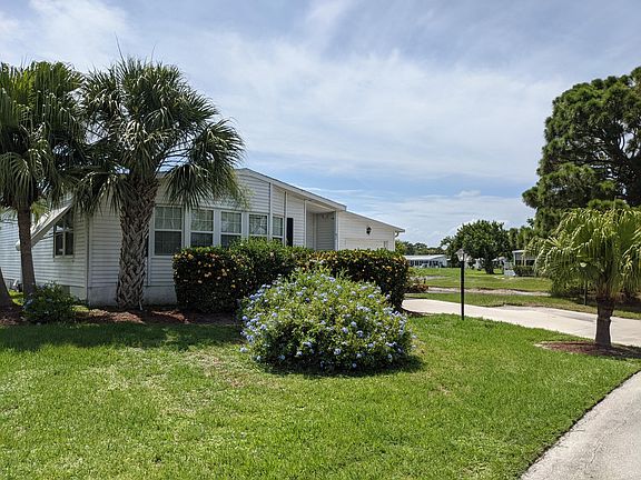 2nd image of 8215 Cinnamon Ln