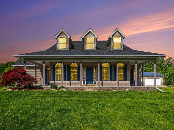 10031 Taplin Ln, Plainwell, MI 49080