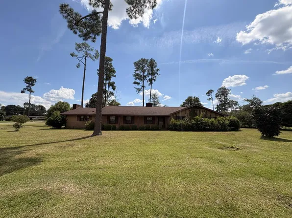 201 W 6th St, Donalsonville, GA 39845