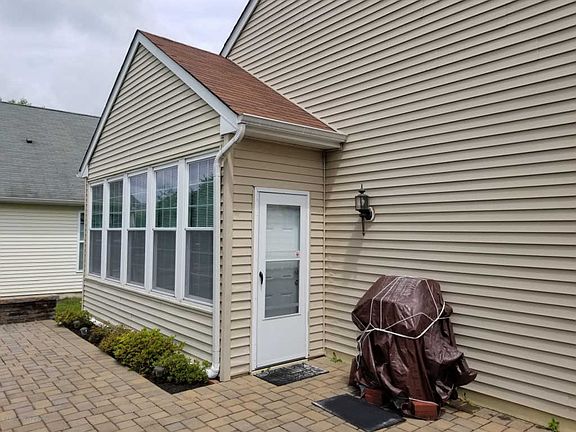 4th image of 605 Quail Ct