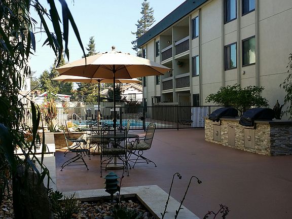 4th image of 316 N El Camino Real APT 114
