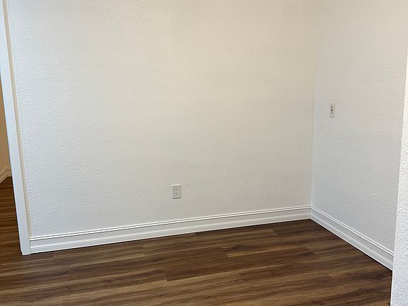4th image of 6607 Freeport Dr