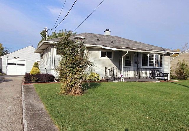 1st image of 707 Blaine Ave