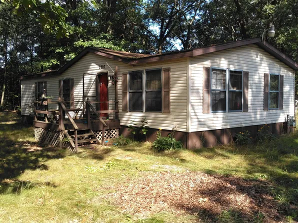 5207 Vine Ave, Muskegon, MI 49442