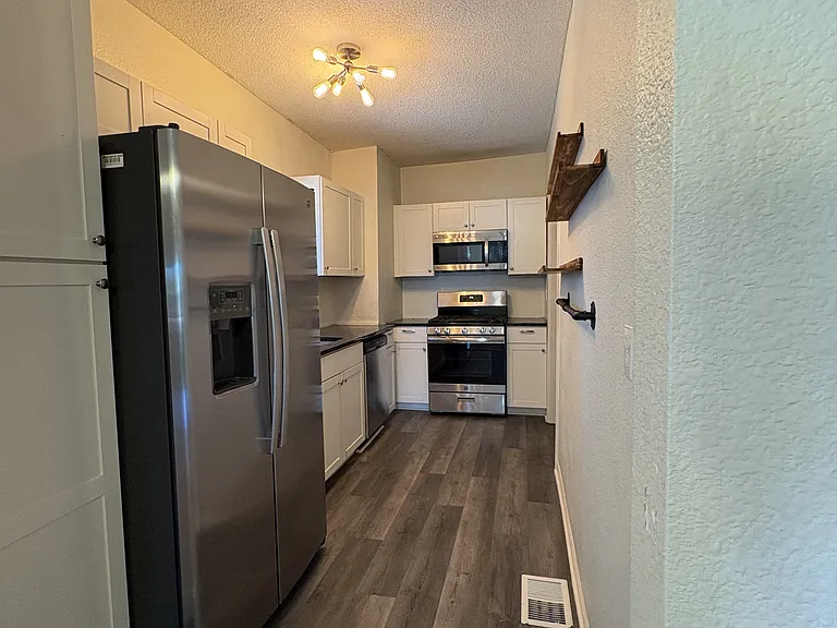 4202 Pearl St — Photo 11