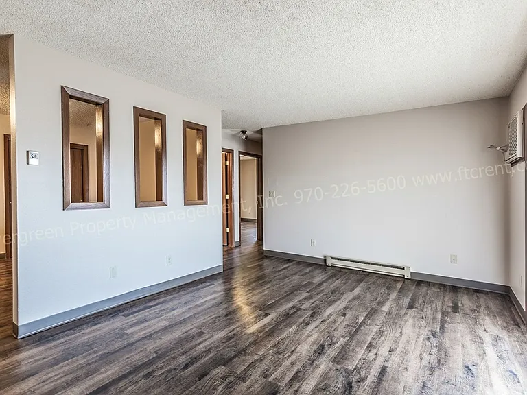 348 Terri Dr — Photo 5
